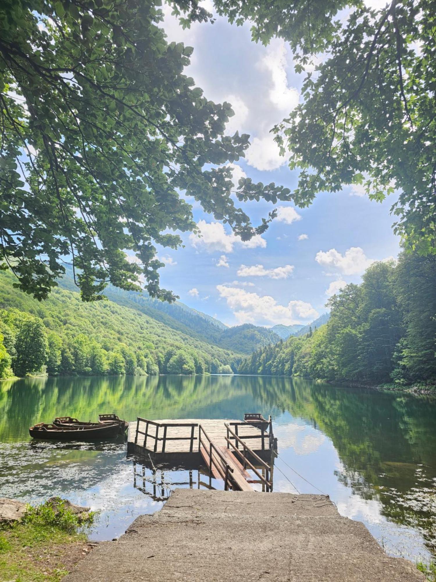 Konaci Oceva Zemlja Bungalovi Konaci Oceva Zemlja Vikendica モイコヴァツ エクステリア 写真